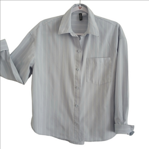 2 For $35 DIVIDED H&M Lgt Blue Striped Button down Cotton  Sz XS FITS very big